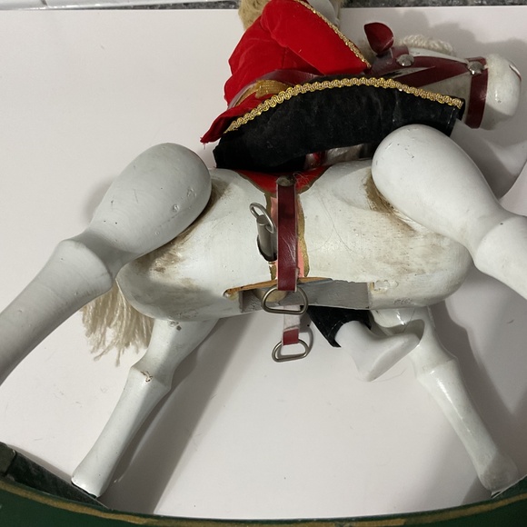 VTG Enesco 1981 Vintage Porcelain Boy Soldier Doll Musical Wooden Rocking Horse - Picture 11 of 13